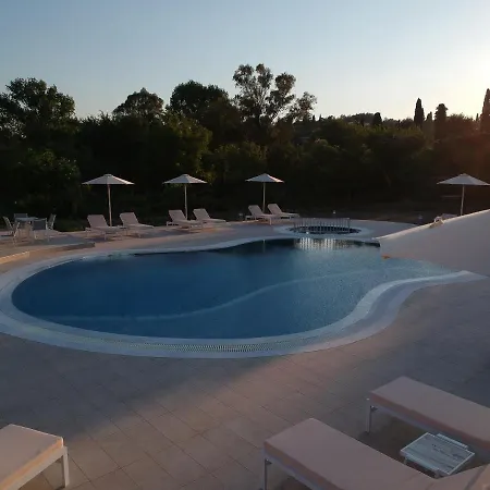 Santos Holidays * Dassia (Corfu)