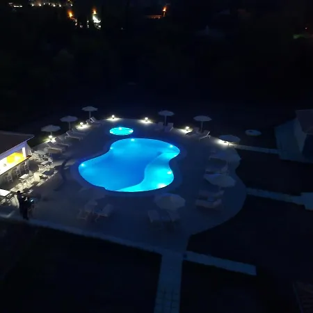 Aparthotel Santos Holidays *